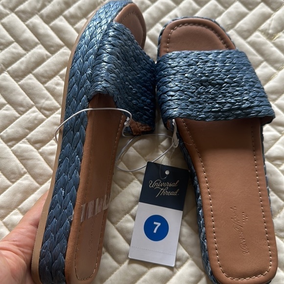 Universal thread - Picture 2 of 3